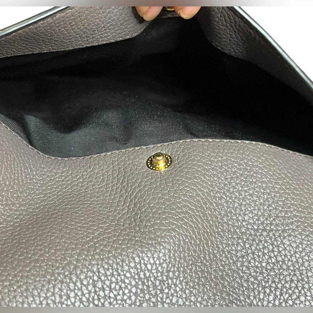 Marc Jacobs Crossbody Hobo Bag Purse EUC - Picture 8 of 15